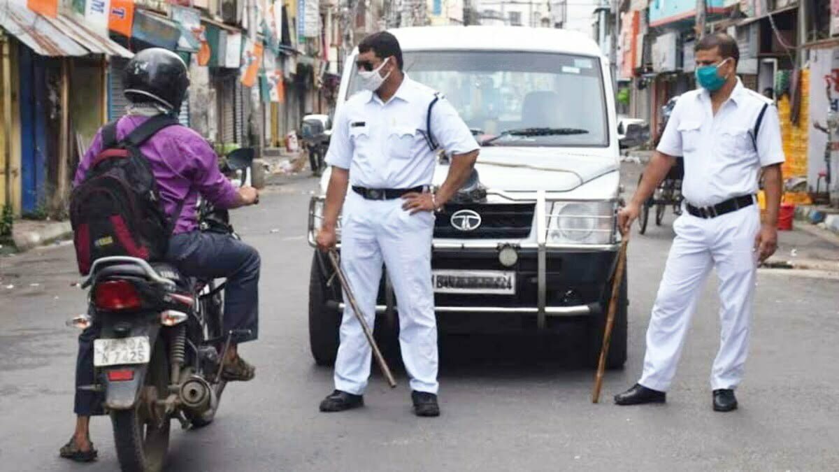 Traffic police check bykers 