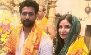 Vicky katrina visit Siddhivinayak Temple